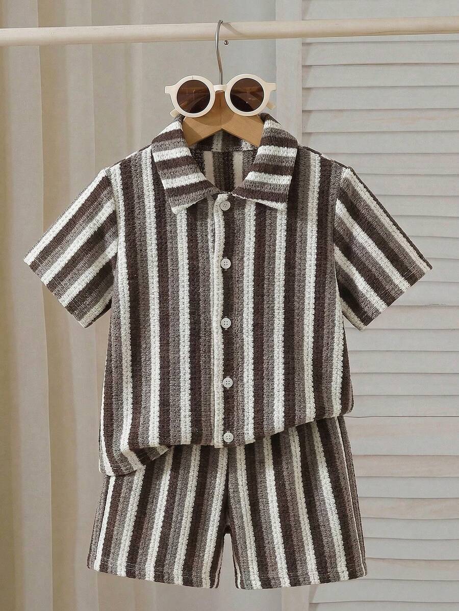 SHEIN Genkimix Kids 男童条纹针织衫短裤两件套 - 咖啡棕 - 查看 1