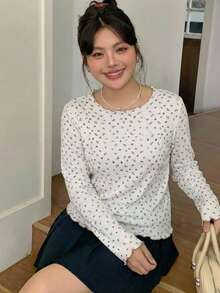 Dazy Plus 白色圆领修身长袖T恤，饰有花卉拼接图案 - 杏色 - 查看 4