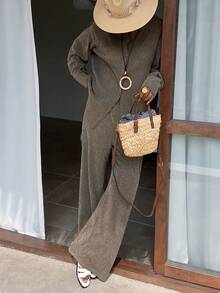 DAZY Spring & Summer Design Sense Shoulder Outfit, Casual, Commute, Professional Wear, Grey Top & Straight Pants Set, Elegant Commute Old Money Style Women 2 Pieces Set - Grey - View 4