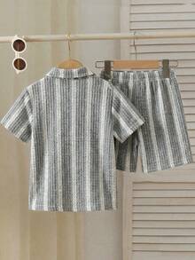 SHEIN Genkimix Kids 男童条纹针织衫短裤两件套 - 灰色 - 查看 2