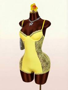 Amplova 女士蕾丝拼接性感约会连体衣 - 黃色 - 查看 1