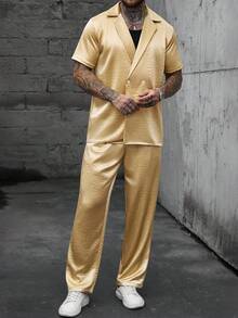 Manfinity CasualCool Conjunto de camisa de manga corta con botones de unicolor y pantalones largos con cordón en la cintura para hombre - Dorado - Ver 5
