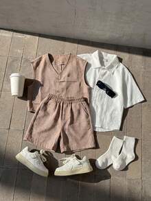SHEIN 3件套儿童/青少年男童休闲韩版宽松卡其色背心、白色Polo衫、卡其色短裤套装，Y2K风格，适合通勤、上学、家庭聚会、郊游、旅行、运动、春夏穿着。 - 杏色 - 查看 3