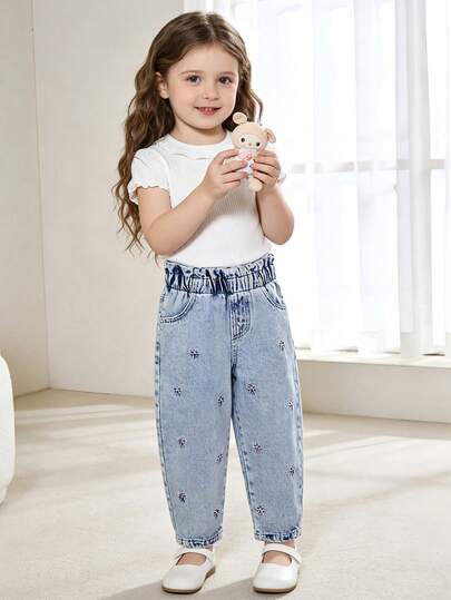SHEIN Mẫu quần jeans dáng kén mới về cho bé gái, màu bạc phai cổ điển, cạp chun nhún, chất vải mềm mại thoải mái, kiểu dáng thời trang hàng ngày đa năng, phù hợp cho mọi mùa.