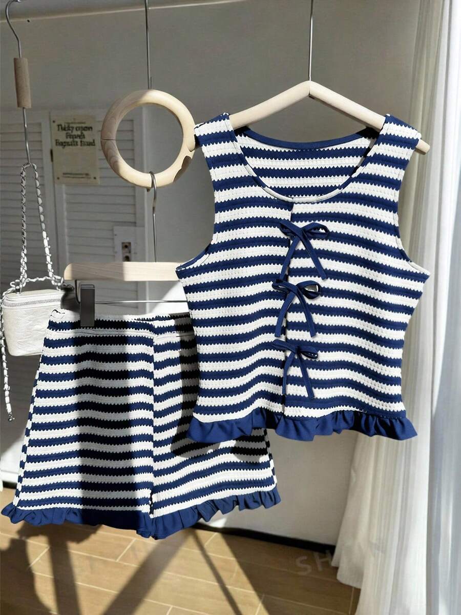 2pcs/Set Striped Bow Tie Sleeveless Crop Top+Ruffle Hem Shorts Set For Teenage Girls,Sweet & Spicy Style,Summer Casual Beach Parties Outfits - Blue and White - View 1