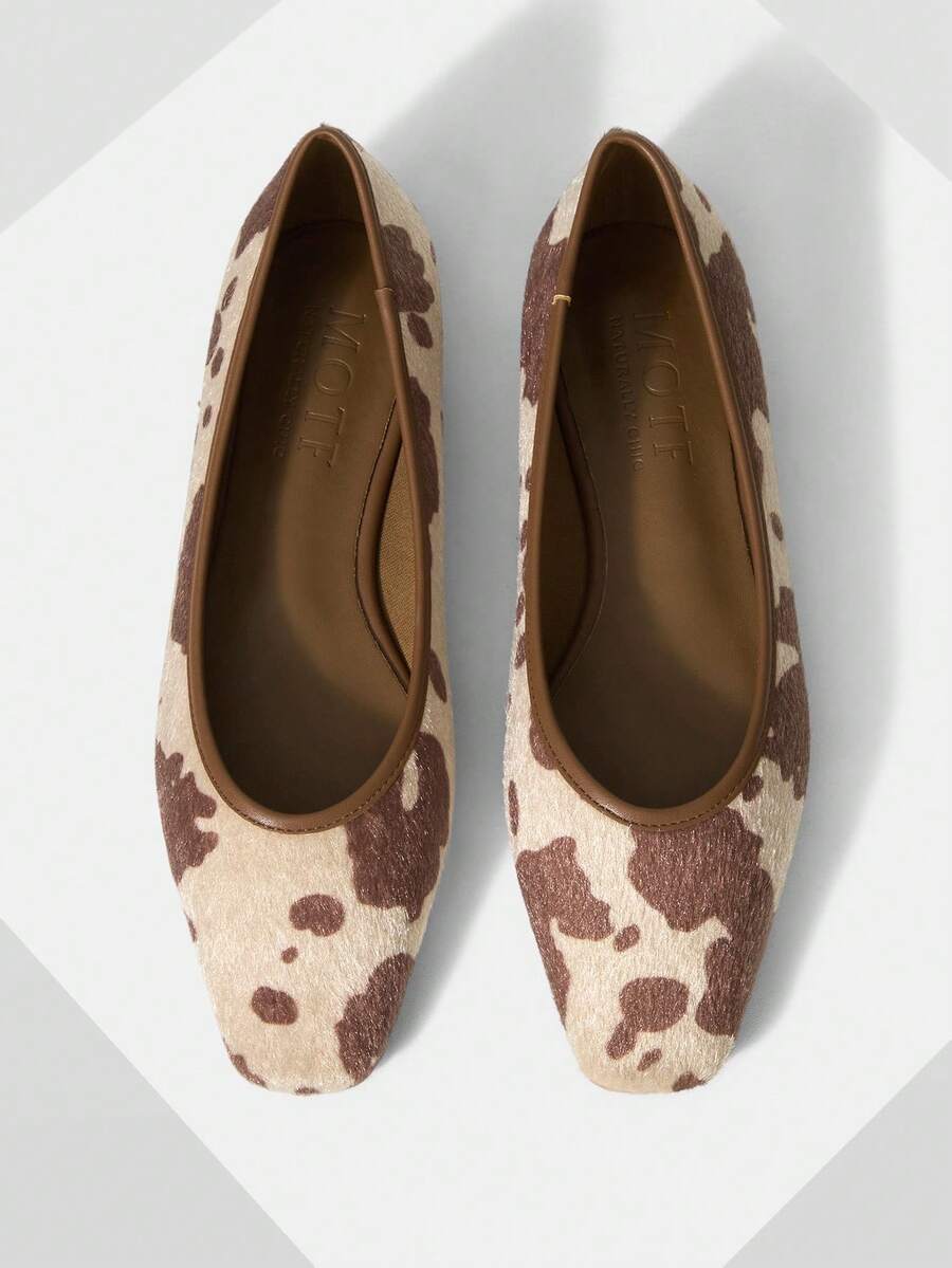 MOTF ZAPATOS PLANOS DE FELPA CON ESTAMPADO DE VACA PARA MUJER PARA COMMUTER - Marrón - Ver 1