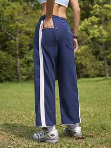 In My Nature Women's Woven Low-Stretch Contrast Color Cropped Running Pants - Navy Blue - View 2