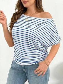 SHEIN Essnce 大码女装春夏时尚休闲宽松舒适修身日常黑白条纹露肩短袖T恤，简约风格，欧式夏季，工作上衣，度假女装，夏季女式上衣，露肩上衣 - 藍色 - 查看 5