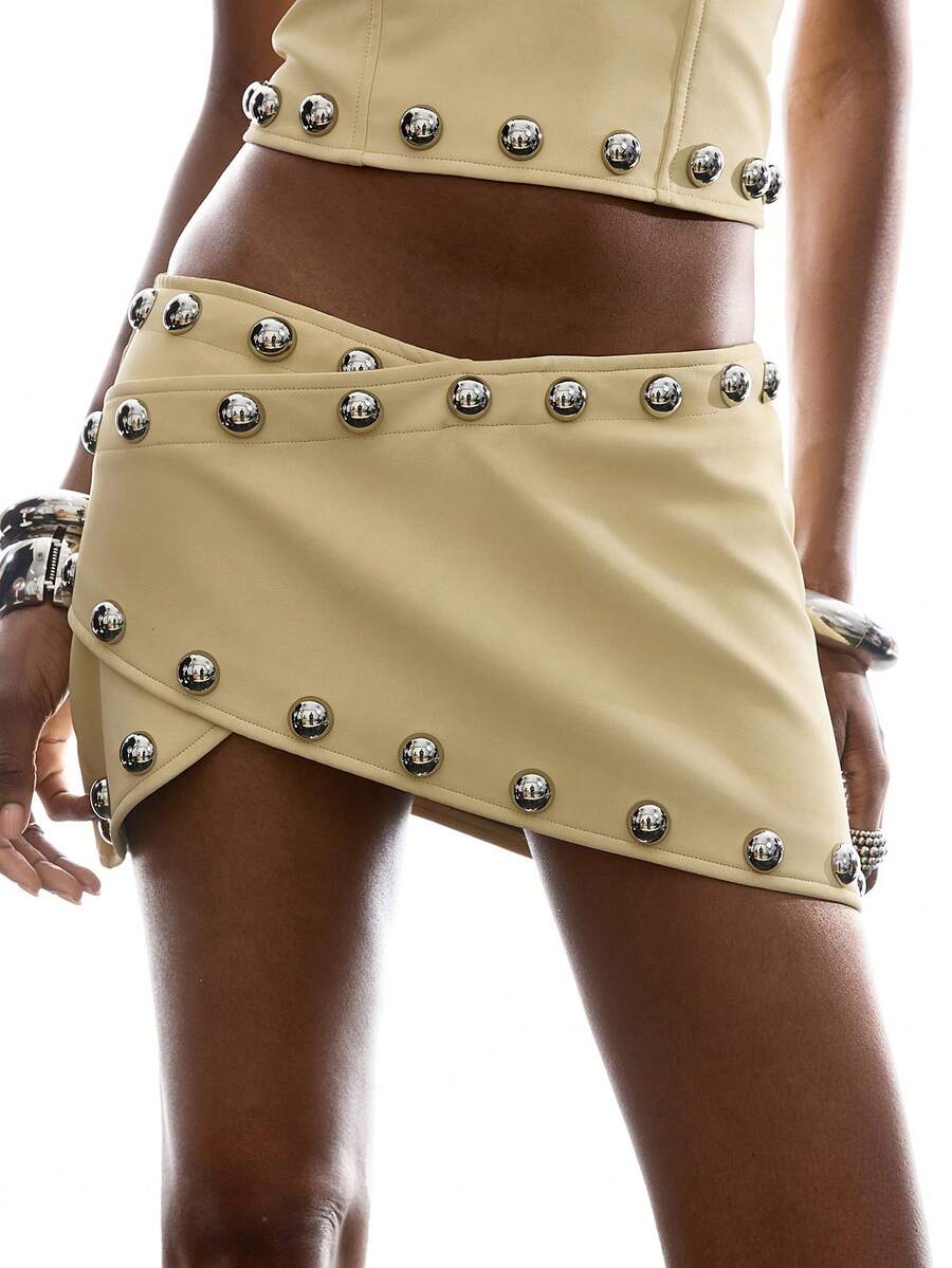 LYSMO 2026 New Arrive Minimalism Spring/Summer  Women's Street Fashion Rivet Decor Mini Skirt Buckle Skirt Punk Skirt Studded Skirt - Yellow - View 1