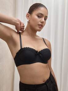 女士休闲黑色面料纯色文胸，撞色蕾丝和蝴蝶结细节，略有弹性 - 黑色 - 查看 7