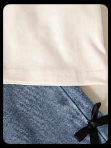 SHEIN Elladie kids Áo thun in nơ cổ tròn đơn giản mùa hè cho bé gái, quần dài cạp chun, quần denim dài, quần dài thắt nơ bên hông, bộ đồ ngọt ngào, thời trang thường ngày - Nhiều màu - Xem 3