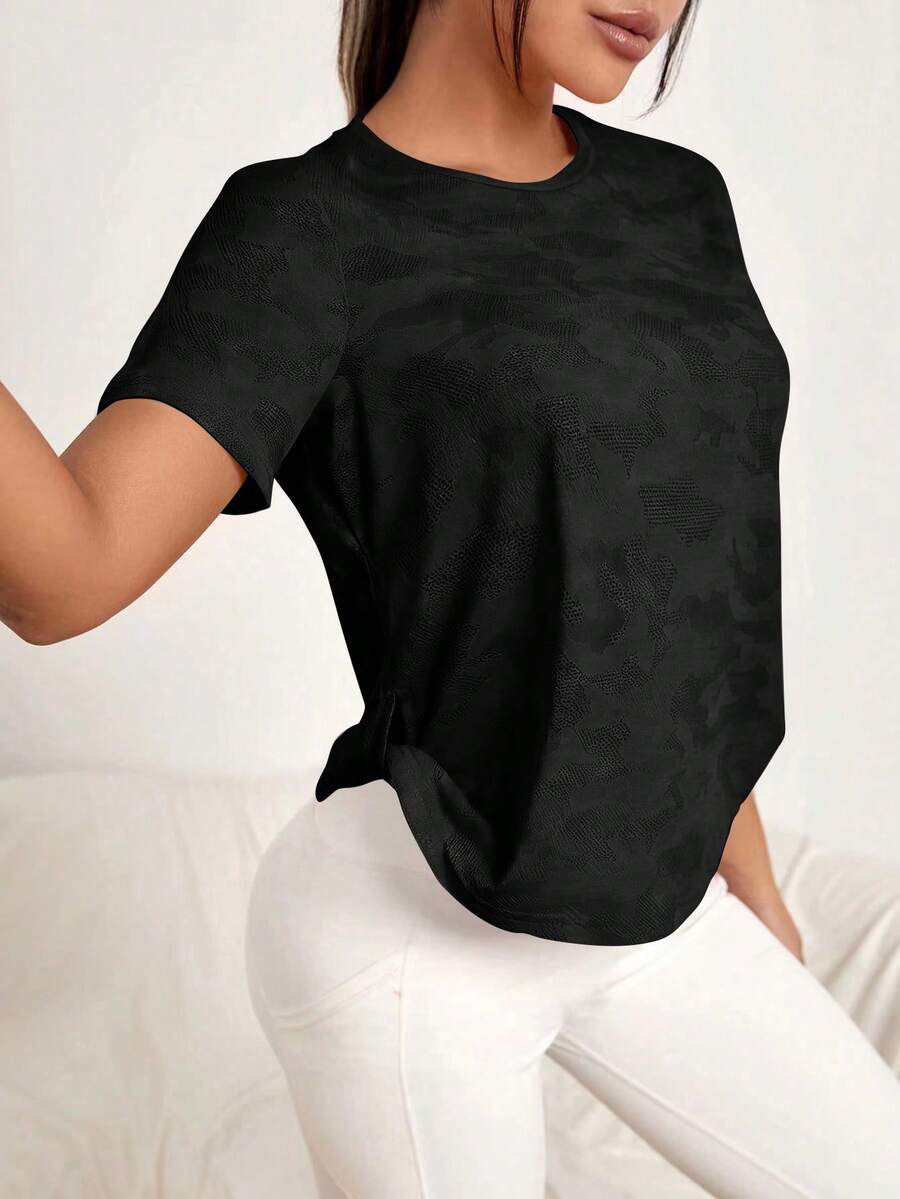 Easithlete Easithlete Solid Color Round Neck Asymmetric Hem Short Sleeve Sports T-Shirt - Black - View 1