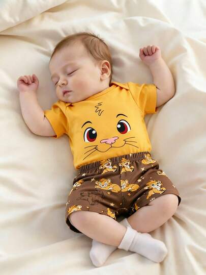 2 piezas Conjunto de bebé recién nacido de manga corta | Pelele + pantalones cortos con triángulos amarillo-marrón, diseño de estampado de león, lindo y suave, adecuado para primavera/otoño, fiestas, salidas, sesiones de fotos