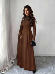 Rafferiza 优雅都市风雪纺拼接高领长袖A字连衣裙，饰有金属胸针，适合毕业派对、节日活动、约会、婚礼、秋冬季穿着。 - 棕色 - 查看 4