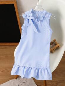 SHEIN 女童蝴蝶结荷叶边领口及下摆连衣裙 - 藍白色 - 查看 5