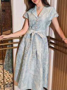 Modelyn 女士春夏粉色提花织纹短袖纽扣领收腰A字优雅连衣裙 - 藍色 - 查看 4