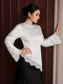 Graceveil Áo kiểu nữ thanh lịch màu trơn phối ren, vạt áo bất đối xứng - trắng - Xem 3
