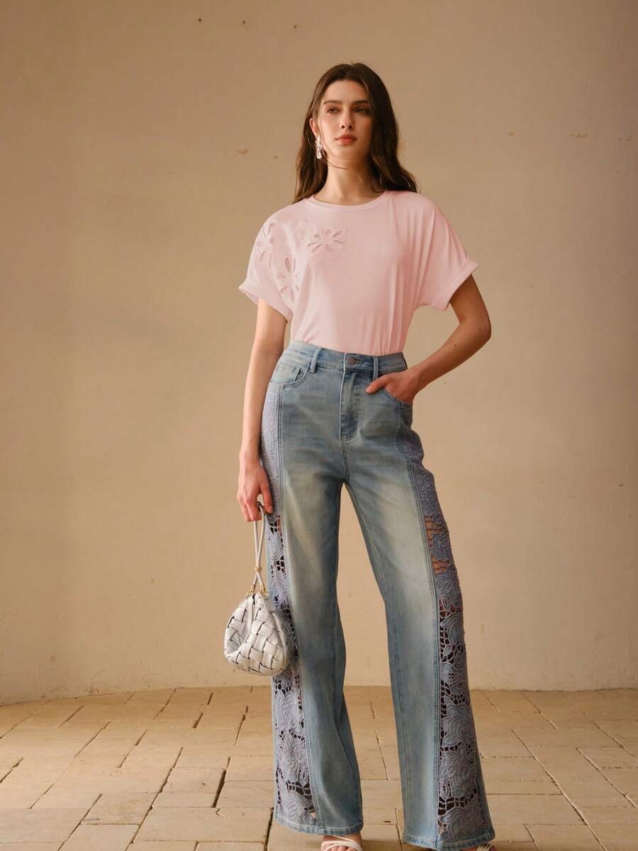 MOTF PREMIUM WOMEN'S FLORAL EMBROIDERED SHORT SLEEVE T-SHIRT - Pink - View 1
