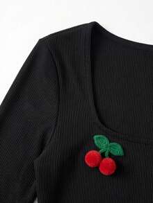 Modelyn 女士黑色针织休闲浪漫上衣，饰有3D樱花贴花，春夏款 - 黑色 - 查看 9