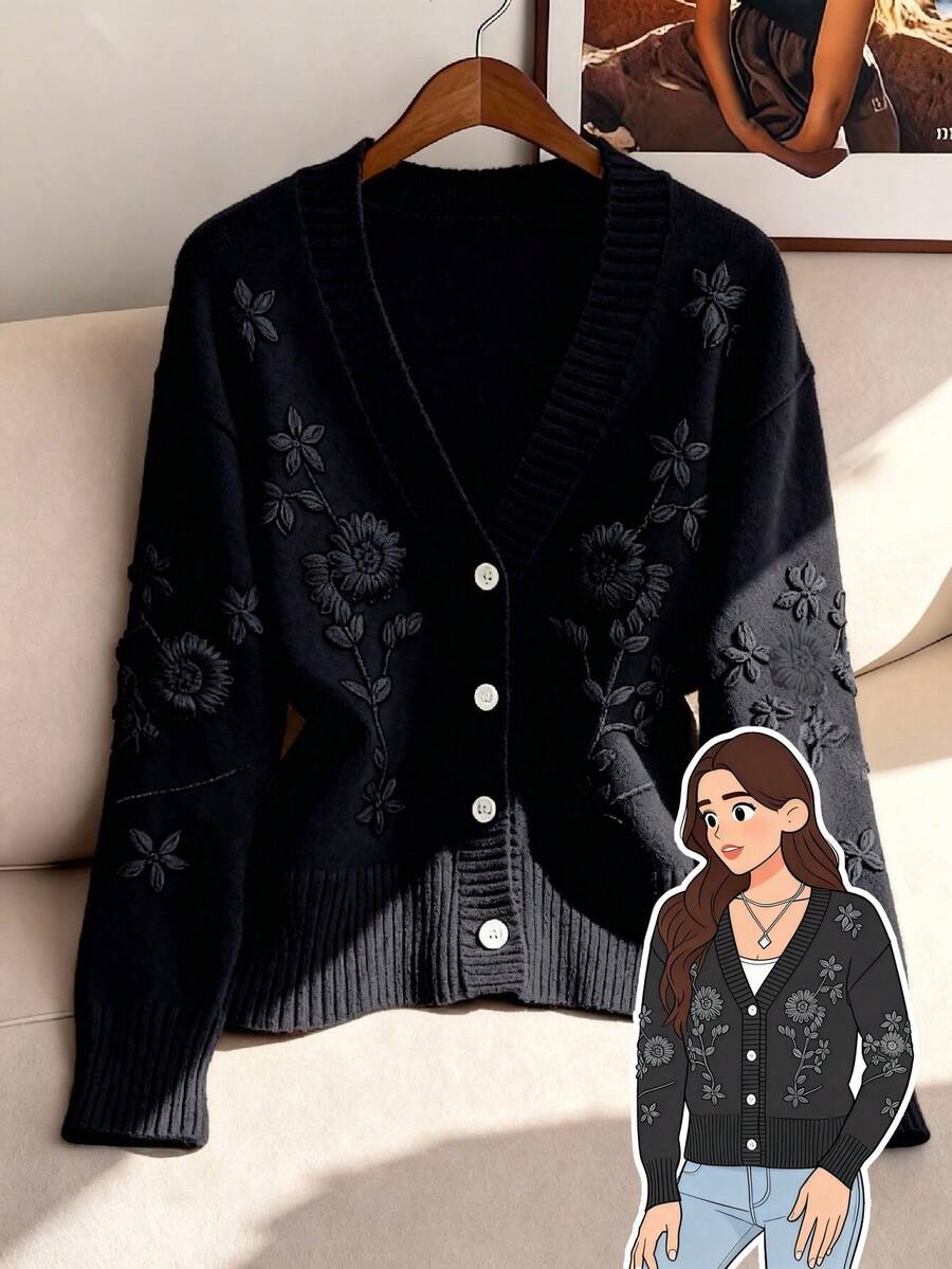 GlowEve CURVE 优雅法式刺绣宽松V领开衫外套，适合大码女性，秋冬季穿着 - 黑色 - 查看 1