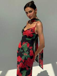 Aloruh 新款浪漫花卉网纱印花性感露背吊带连衣裙，配长款飘逸丝巾领 - 黑色 - 查看 7
