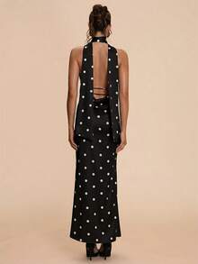 SHEIN BAE Đầm maxi dáng suông cổ chữ V sâu, màu mơ, chấm bi đen, kiểu yếm, thích hợp cho hẹn hò, dự đám cưới, ngày Valentine, dự tiệc cùng bạn bè, tiệc tùng thanh lịch, đầm chấm bi. - màu đen - Xem 2