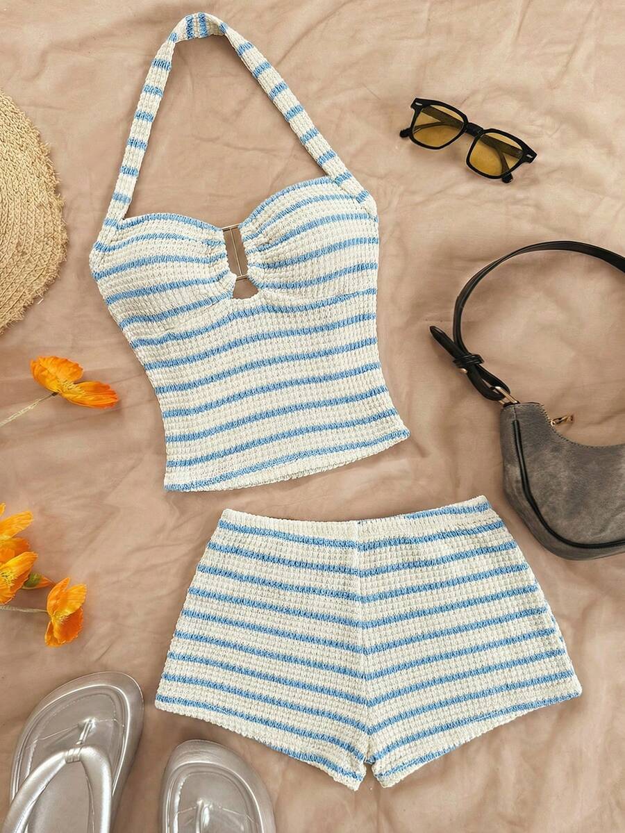 Soleia Bộ đồ nữ kẻ sọc cổ yếm gồm áo tank top và quần short, kiểu dáng thường ngày. - Xanh và trắng - Xem 1