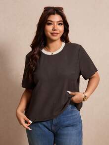 Elaquor Hollow-Out Butterfly Knit Sweater With Back Detail - Brown - View 4