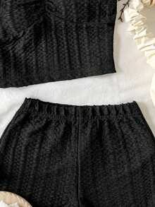 SHEIN Tween女孩休閒極簡舒適條紋紋理抓皺抹胸上衣與短褲套裝童裝 - 黑色 - 查看 4