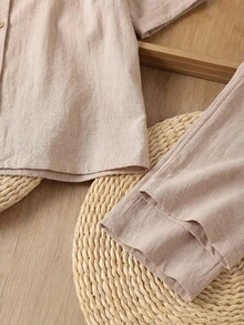 SHEIN RusticEase 2件套女士圆领纯色无袖上衣和印花长裤休闲度假套装，女装套装 - 卡其色 - 查看 2
