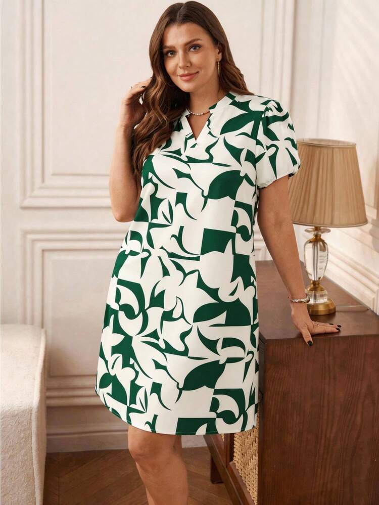Plus Size Women Summer Vacation Casual Geometric Print Short Sleeve Dress,Spring Break Outfits ,Vacation Outfits Women ,Holiday Outfits For Women,Going Out Outfits,2026 New Clothes,Simple And Fashionable For Everyday Wear, Short Sleeve Summer Dress,Dress Modest,Sun Dresses For Women,Sundress,Flowy Dress,Holiday Outfits Boho, Summer Casual Dress Abstract Print Dress Green And White Dress Green Summer Dress Women, Summer Dresses
