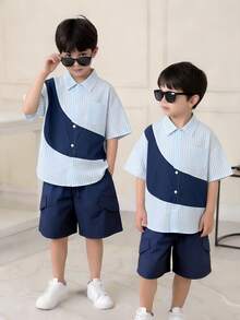 SHEIN Little Byeori 两件套儿童/青少年男童休闲日常舒适撞色拼接 Polo 领开襟宽松短袖衬衫和纯色贴袋短裤套装 - 彩色 - 查看 4