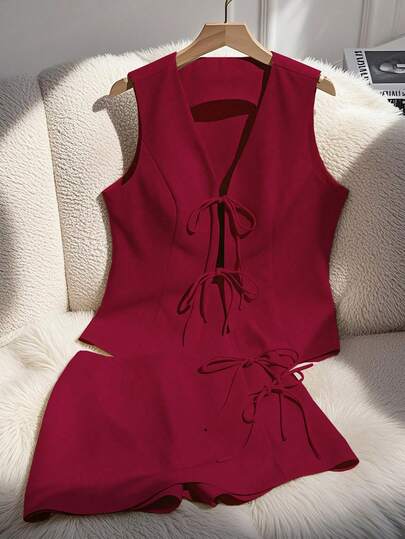 Franclia Women's Solid Color V-Neck Tie Front Top And Shorts Casual 2-Piece Set