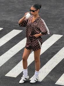 Muchica 女士棕色波点拼接侧边饰带运动休闲套装，夏季女士度假套装，女士夏季服装，女士假日套装，女士波点套装，女士套装 - 棕色 - 查看 3