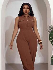 Slaydiva Bộ jumpsuit nữ không tay thanh lịch mùa Xuân/Hè, thích hợp cho công sở và sinh nhật, lễ tốt nghiệp, học sinh, đi chơi hàng ngày, đa năng cơ bản, thư giãn, nghỉ dưỡng, du lịch biển, tắm nắng, xu hướng thịnh hành, công sở thường ngày, tối giản và thoải mái. Thiết kế cổ yếm, ống loe và hàng cúc cài tiện dụng. - màu nâu - Xem 3