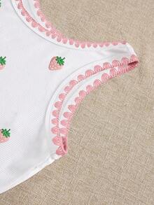 Resyla Strawberry Embroidery Contrast Color Shell Trim Round Neck Cropped Tank Top For Women - White - View 6