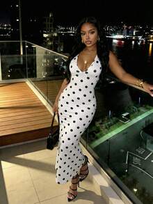 Slaydiva Mùa xuân mới, Lễ hội âm nhạc mùa xuân và mùa hè, Ngày lễ tình nhân, Lễ Phục sinh, Mùa cưới, Mùa lễ hội, Phong cách thường ngày và thanh lịch, Đi làm, Mặc hàng ngày, Trang phục công sở, Kỳ nghỉ, Tiệc tùng, Du thuyền, Tiệc tùng, Cơ bản, Hẹn hò hàng ngày, Cổ chữ V sâu, Không tay, Hở lưng, Thiết kế xoắn lưng, Váy đuôi cá, Chân váy màu mơ, Váy chấm bi đen, Váy dài nữ -Z - Màu be - Xem 3