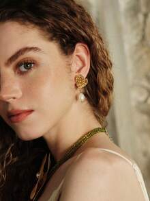 Opalesca 18K Gold Plated Twig Love Pearl Earrings,Premium/Elegant/Classy/Dailywear/Minimalist,Pearl/Crystal,For Mom/Women/Girl/Mother,Summer/Beach/Prom/Party/Holiday/Vacation,Engagement/Wedding/Promise,Bride,Heart/Floral,Fairycore/Mermaid Core - Gold - View 3