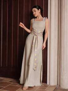 Modelyn Vestido Longo Feminino com Estampa Geométrica e Cintura Torcida, Vestido Formal Feminino para Recepção, Vestido de Ocasião para Senhoras, Vestido de Renda Elegante Yisikado, Vestido para Mulher, Vestido para Jantar de Ensaio da Noiva, Vestido de Verão Azul Claro - Damasco - Visão 1