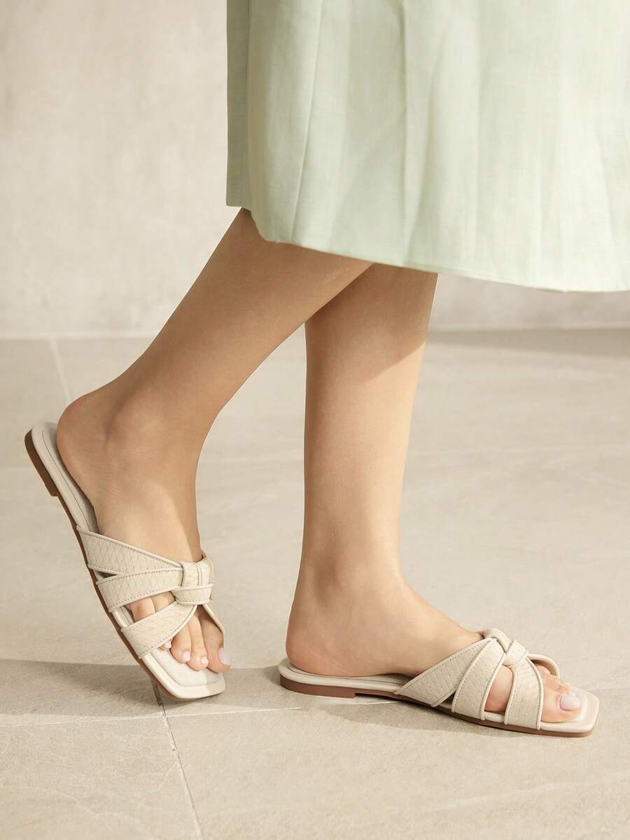 MOTF PREMIUM Dép xăng đan đế bằng mũi vuông đơn giản và thoải mái dành cho nữ, thích hợp cho kỳ nghỉ hè, đi học, nghỉ lễ năm mới, nghỉ xuân và lễ Phục sinh. - Màu hạnh nhân - Xem 2