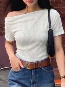 DAZY 纯色不对称肩部修身短袖白色女式T恤，夏季款 - 白色 - 查看 2
