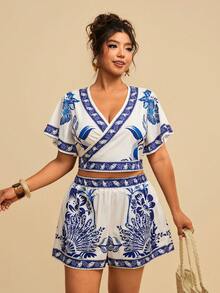 Travachic Plus Size Summer Vacation Plant Print Surplice Neck Top And Shorts 2 Pieces Set Two Piece Casual Sets - Blue and White - View 4
