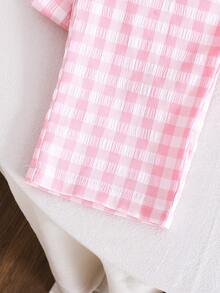 SHEIN Genkimix Kids 两件套女童睡衣套装，长袖上衣印有三只小熊图案，搭配粉色格子长裤，可爱休闲舒适的儿童家居服，萌熊图案也可外出穿着。 - 彩色 - 查看 11