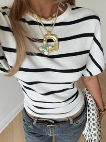 SHEIN EZwear Áo thun nữ dáng ngắn tay cánh dơi kẻ sọc, thích hợp mặc đi làm hàng ngày. - Đen và trắng - Xem 6