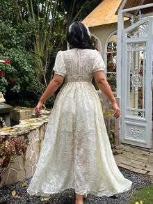 Đầm hoa cổ chữ V khoét eo dành cho nữ cỡ lớn - Đen và trắng - Xem 3