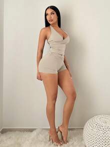 SHEIN SXY 两件套女士深V领交叉露背褶皱吊带背心和提臀运动短裤套装，适合健身、跑步、户外活动 - 卡其色 - 查看 5