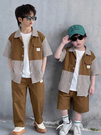 SHEIN Bộ 2 món cho bé trai tuổi teen, kiểu dáng thoải mái, rộng rãi, thời trang Hàn Quốc, áo sơ mi ngắn tay kẻ sọc và quần dài, thích hợp cho mùa xuân/hè, mặc hàng ngày, thể thao, dã ngoại, đi học, tụ họp, lễ hội.