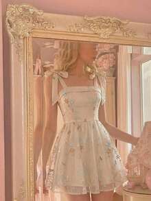 SHEIN MOD 女士浪漫刺绣伞裙短款吊带裙 - 杏色 - 查看 4