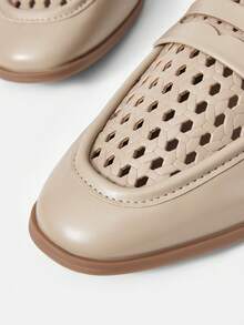 MOTF GIÀY BỆT ĐƠN GIẢN CHO NỮ - Màu be - Xem 5