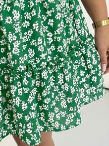 SHEIN Essnce Plus-Size Women's Green Summer Boho Holiday Floral Print Elastic Waistband Skirt Pants,Casual Sportswear Loose Comfortable Tennis Anti-Exposure Skirt - Green - View 6